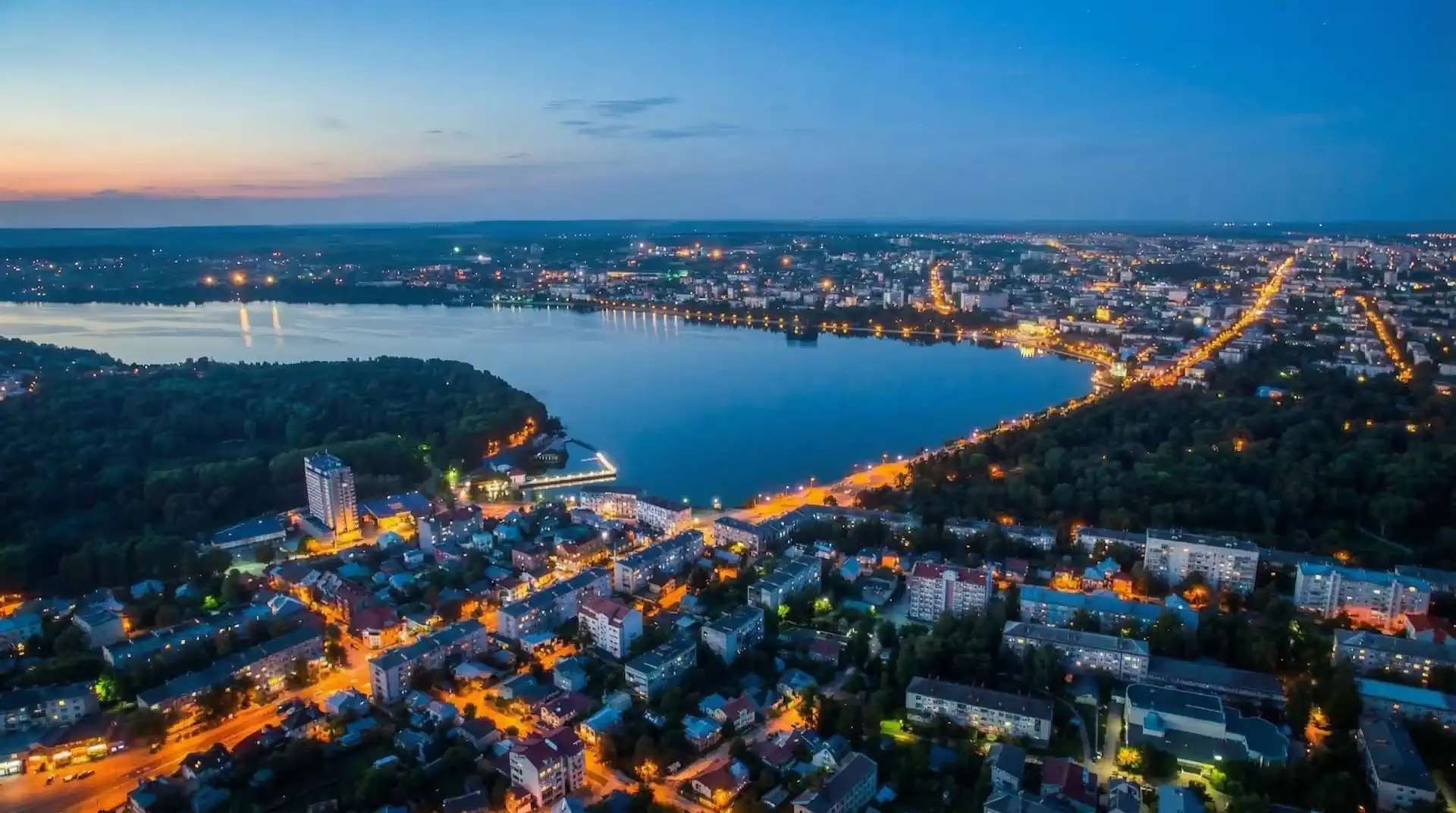 Тернопіль вечірній